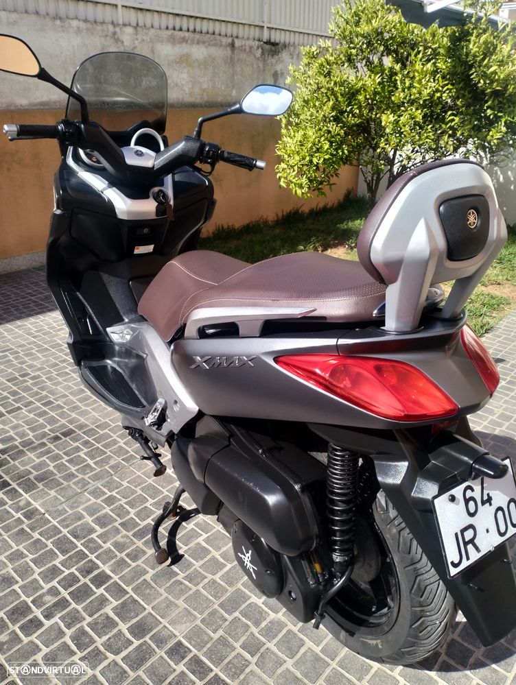 Yamaha X-Max - 11