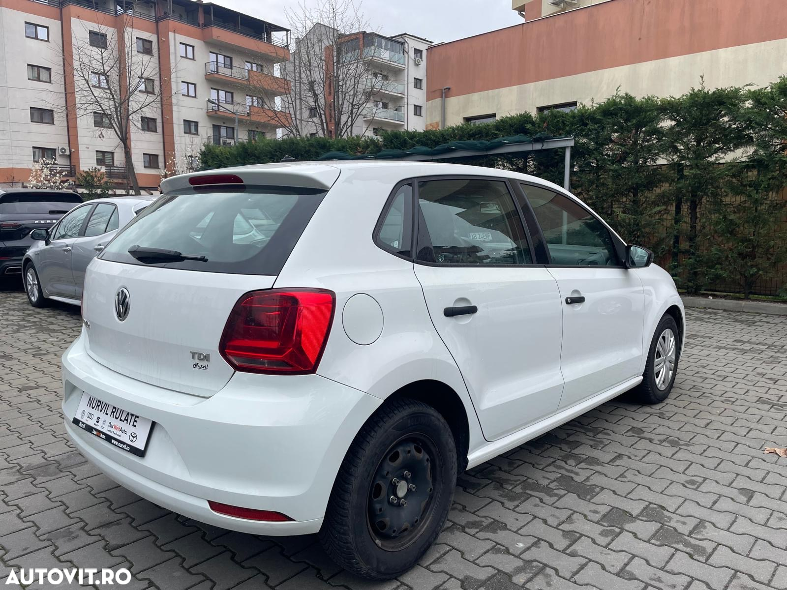 Volkswagen Polo 1.4 TDI CR Comfortline - 2