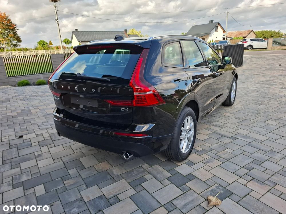 Volvo XC 60 D4 Momentum - 9