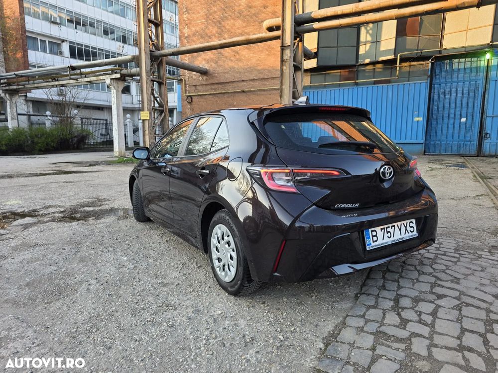 Toyota Corolla 1.2 Turbo Business - 6