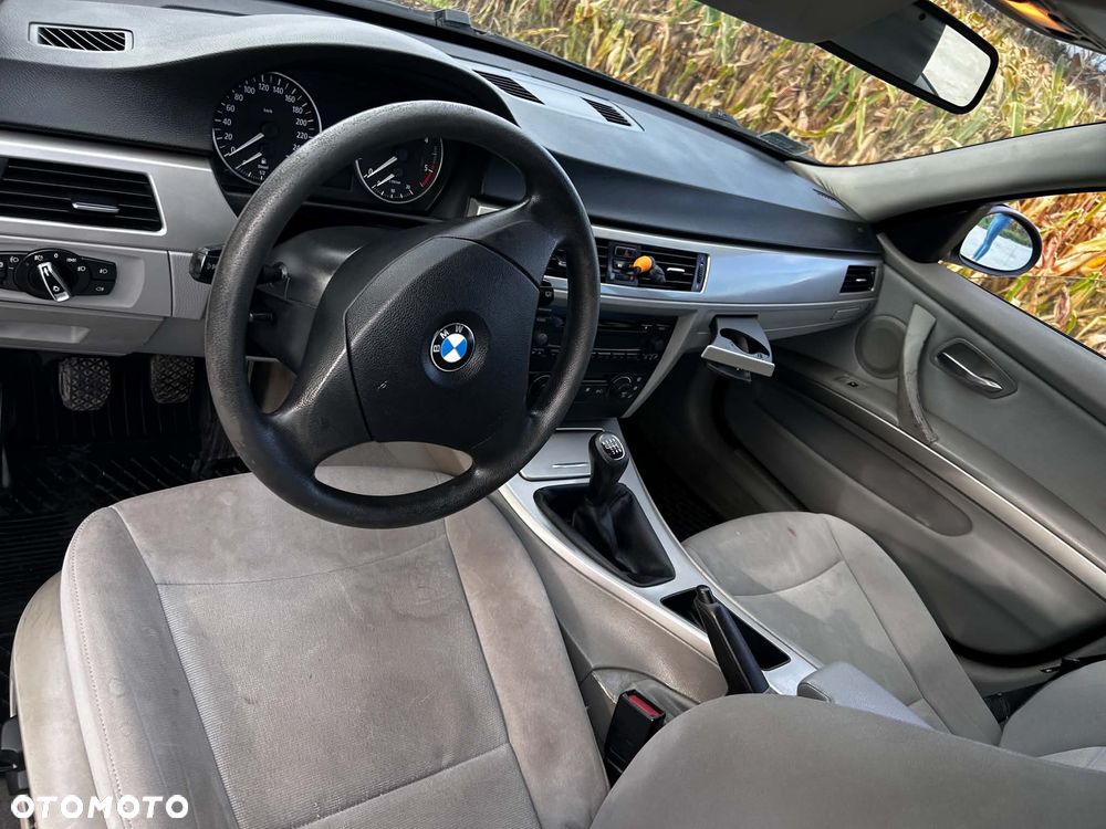 BMW Seria 3 320d - 3