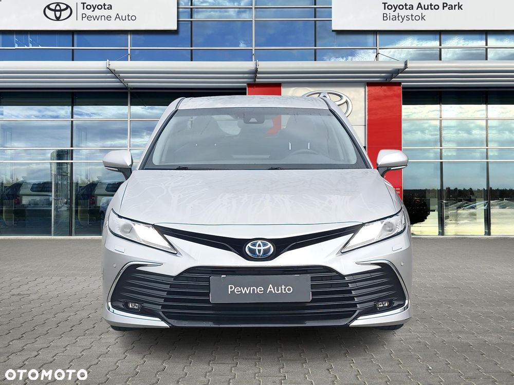 Toyota Camry 2.5 Hybrid Executive CVT - 8