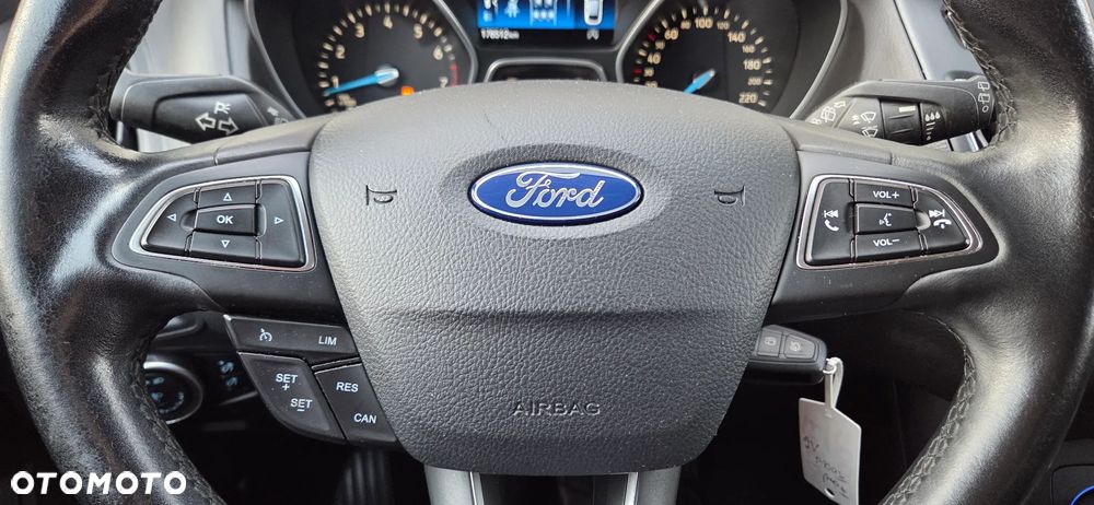 Ford Focus 1.0 EcoBoost Titanium - 20