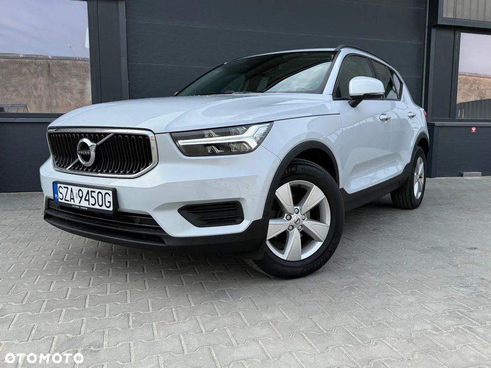 Volvo XC 40 T2 Momentum Core - 3