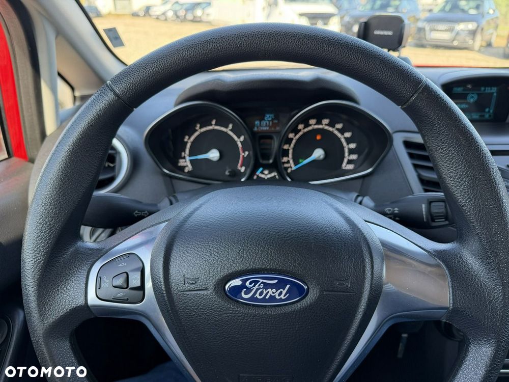 Ford Fiesta - 9