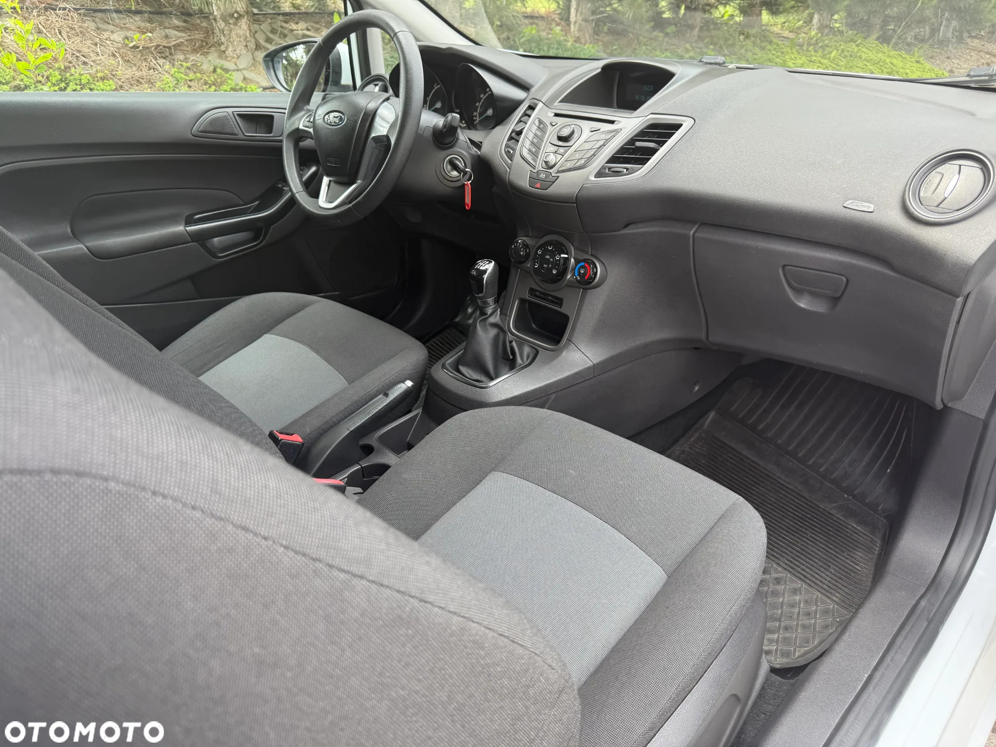 Ford Fiesta - 8