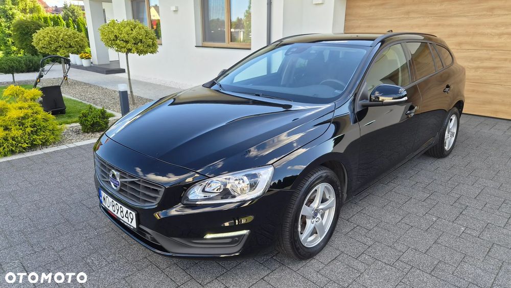 Volvo V60 D2 Kinetic - 24