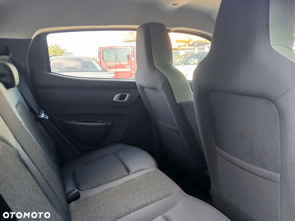 Dacia Spring Electric 24.3kWh 100 Extreme - 14