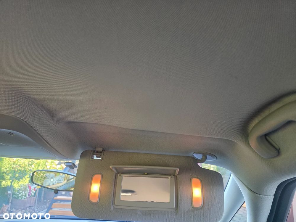 Opel Zafira - 37
