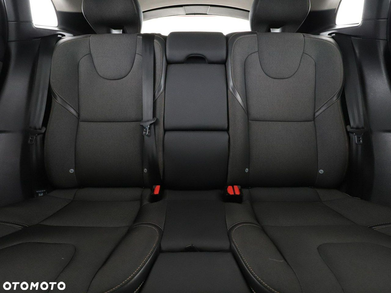 Volvo V40 Cross Country D2 - 18
