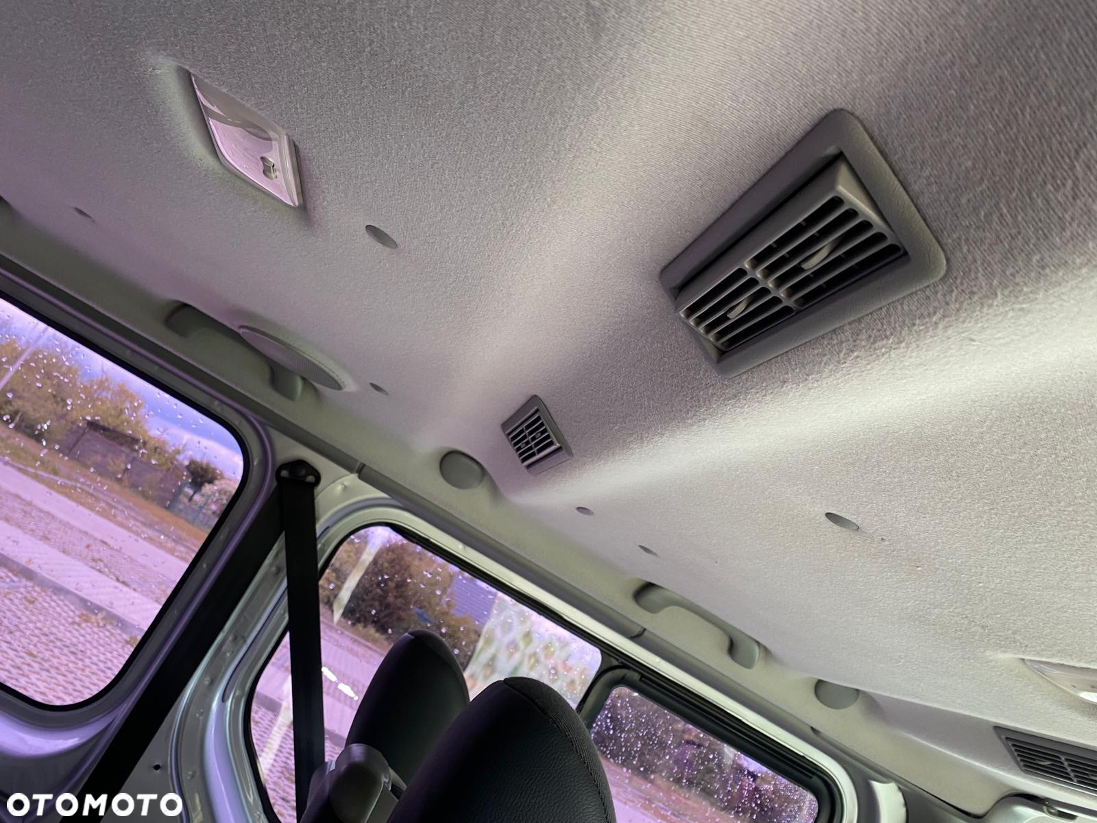 Renault Trafic L1H1 Passenger Lux - 10