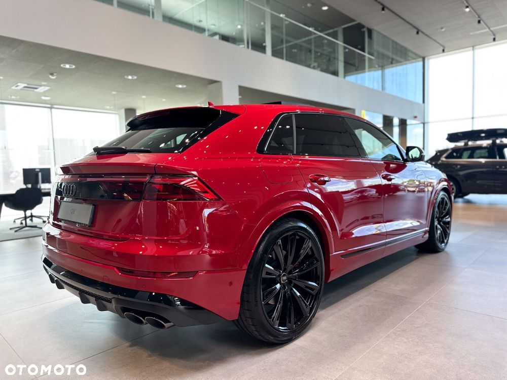 Audi SQ8 - 12