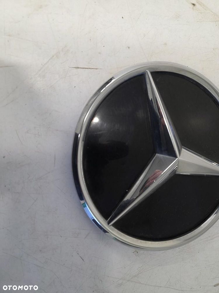 ZNACZEK EMBLEMAT MERCEDES VITO W447 GLC A253 A0008881600-500 - 2