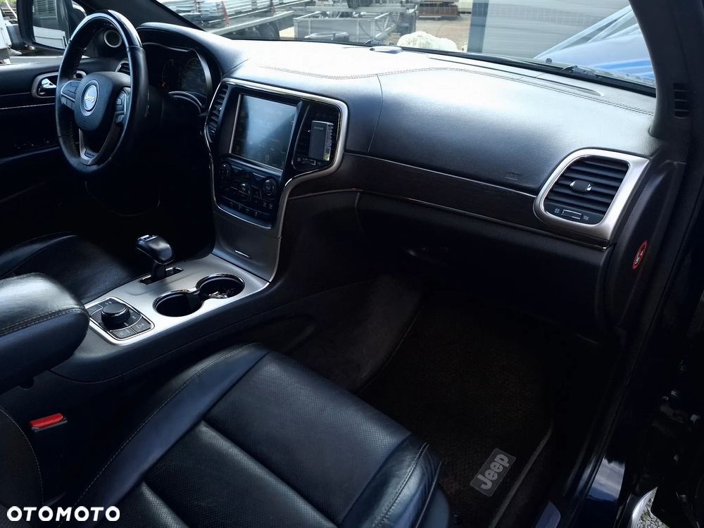 Jeep Grand Cherokee 3.0 CRD Overland Summit - 19