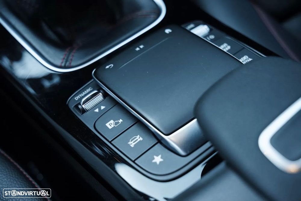 Mercedes-Benz A 160 AMG Line - 11