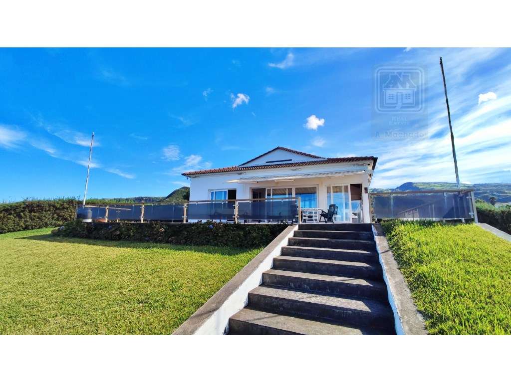 VENDA de VIVENDA - MORADIA à beira-mar, com AMPLO TERRENO, JARDIM e... - Grande imagem: 3/60