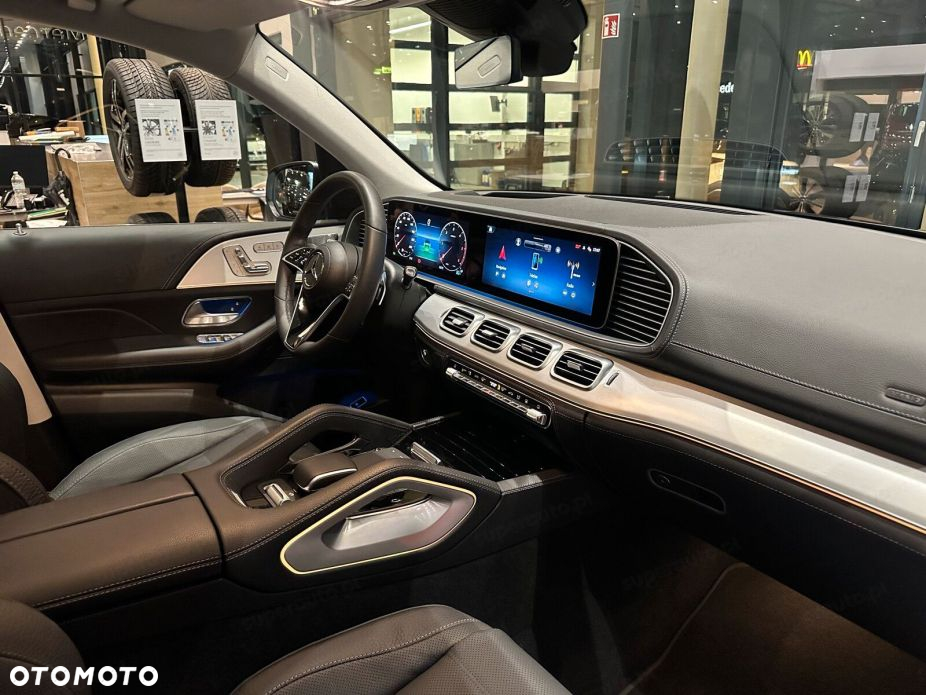 Mercedes-Benz GLE - 13