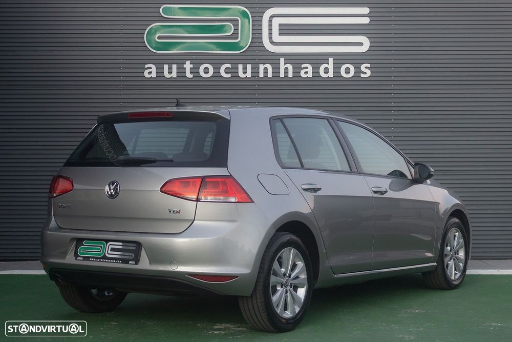 VW Golf 1.6 TDi Confortline DSG - 7