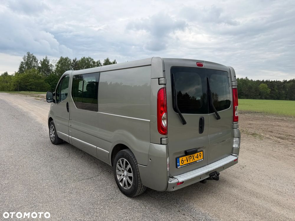 Renault TRAFIC*L2H1*2012*Klimatronik*6osób*bardzo zadbane auto - 12