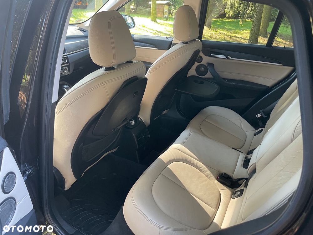 BMW X1 xDrive20d Advantage sport - 13
