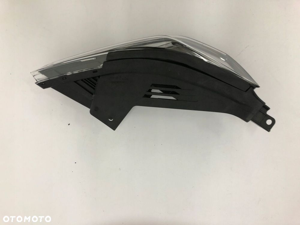 HYUNDAI SANTA FE IV 2019- PRAWY LED DRL GÓRNY - 4