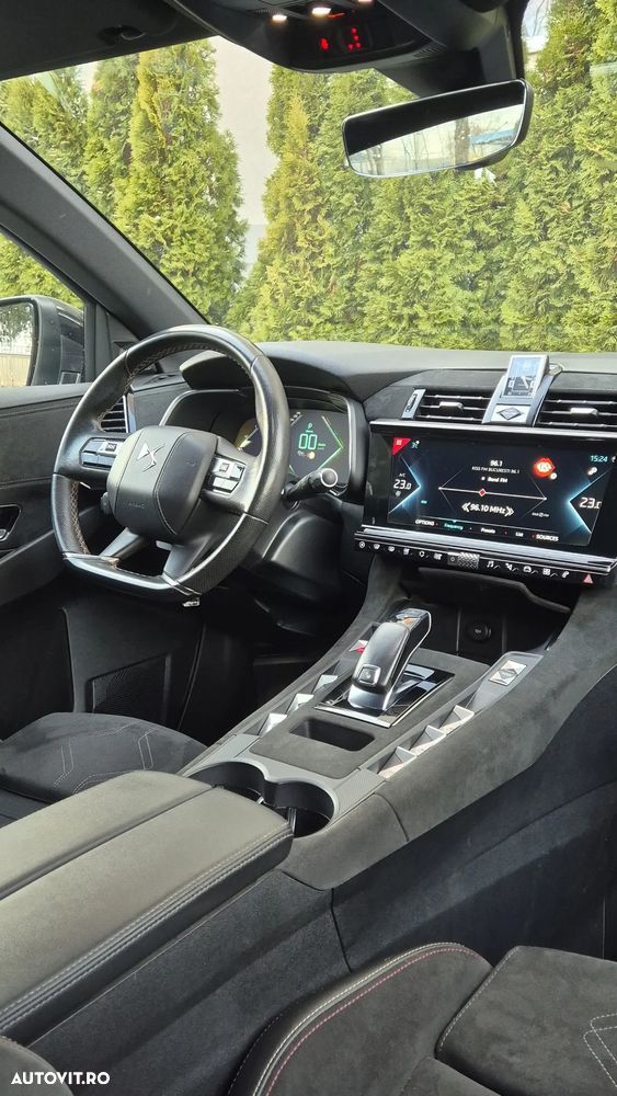 DS Automobiles DS 7 Crossback 1.6 PHeV FWD 225 EAT8 PERFORMANCE LINE + - 12