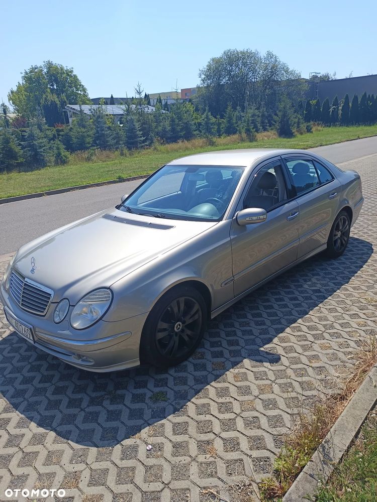 Mercedes-Benz Klasa E - 12