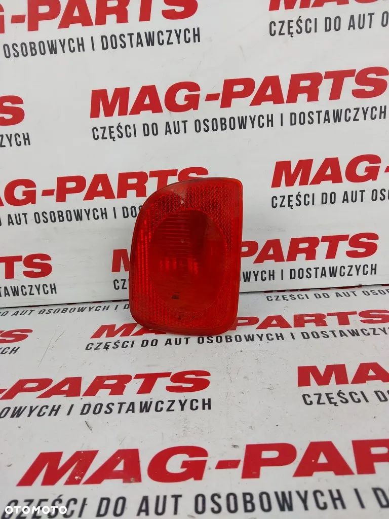 Lampa Tylna Prawa Przeciwmgielna Lampka Zderzaka Tył Renault Kangoo II III Lift 2018r 8200419908 - 1