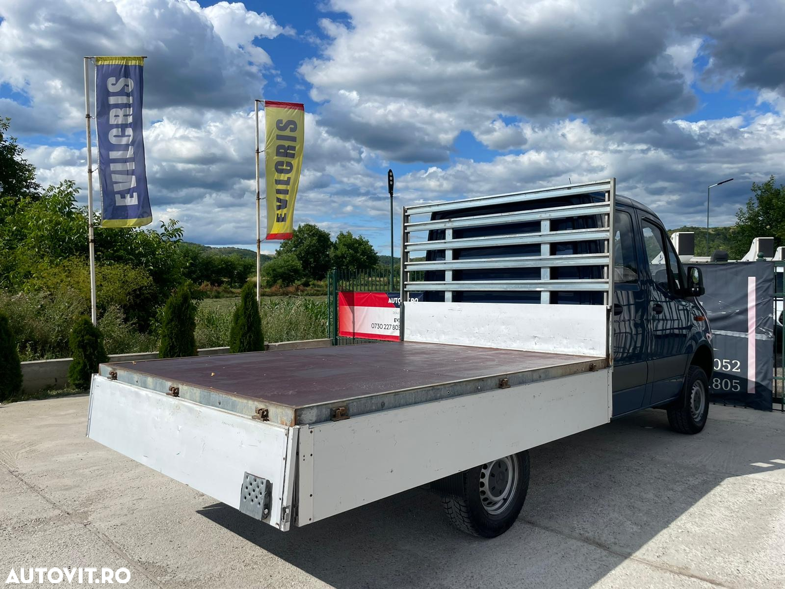 Mercedes-Benz Sprinter 4x4 DOKA - 17