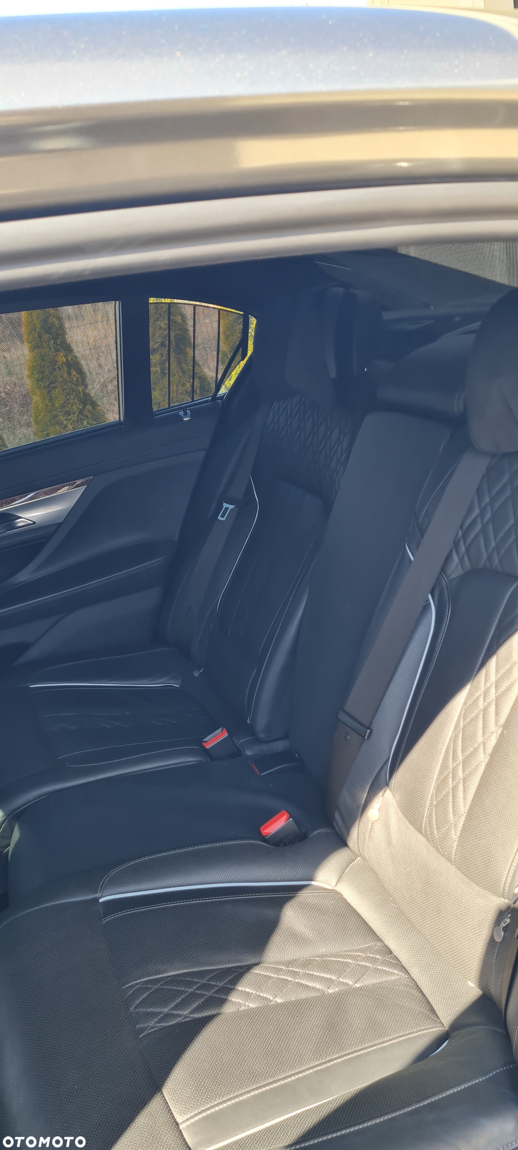 BMW Seria 7 740Le xDrive iPerformance - 31