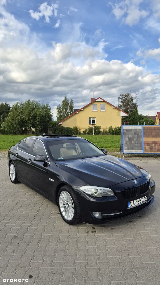BMW Seria 5 535i Sport-Aut - 3