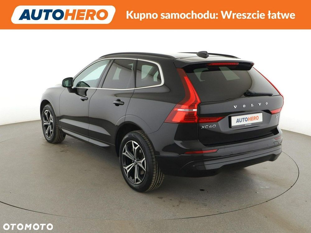 Volvo XC 60 B4 D Geartronic Momentum Pro - 5