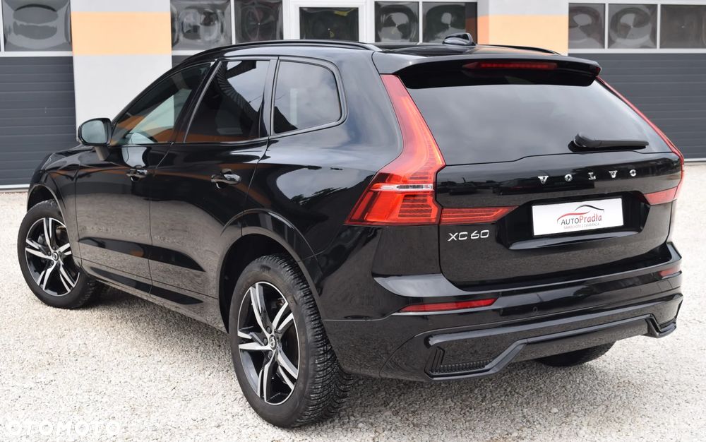 Volvo XC 60 B4 D AWD R-Design - 10