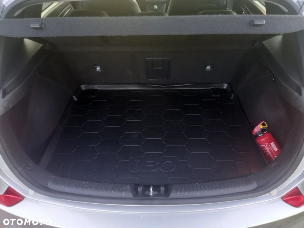 Hyundai i30 - 16