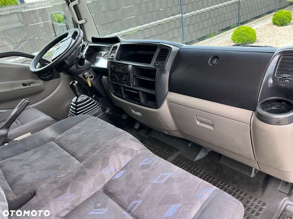 Renault Maxity - 33