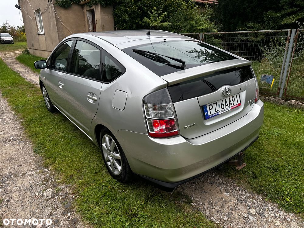Toyota Prius 1.5 VVT-i Sol (nav) - 5