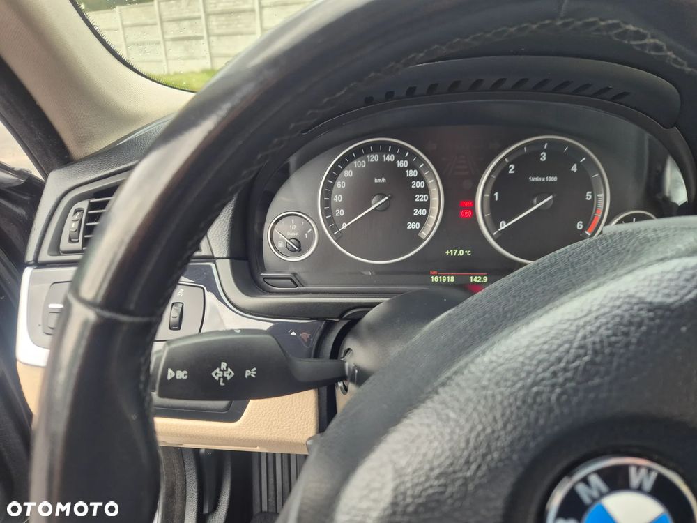 BMW Seria 5 518d - 17