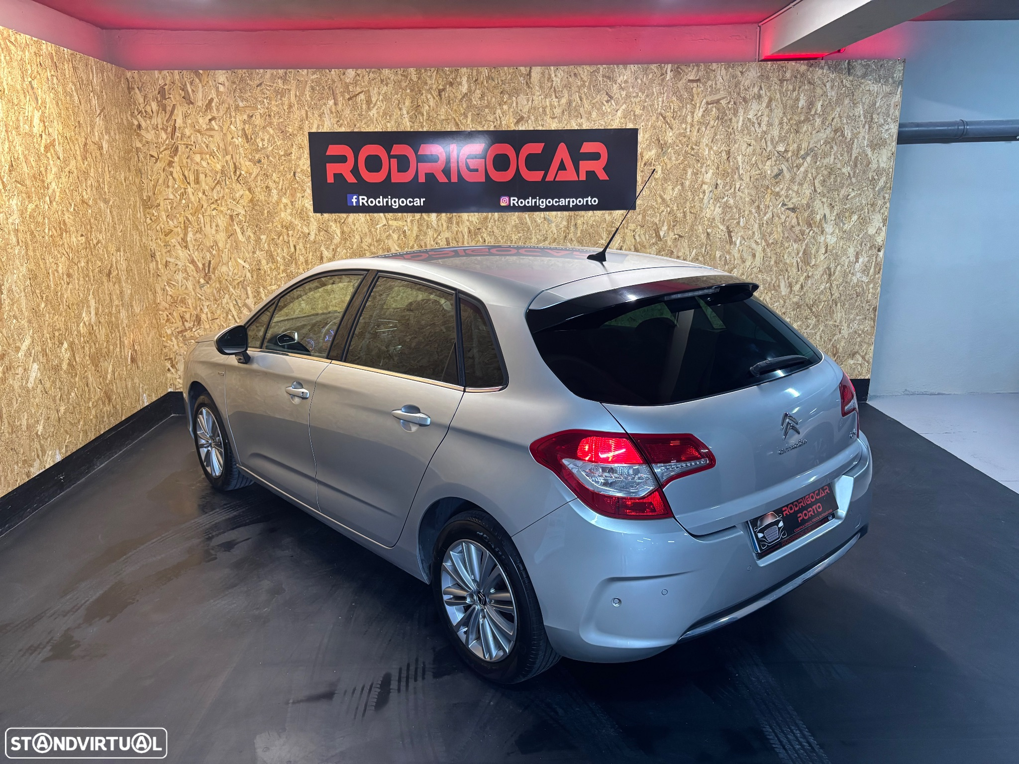 Citroën C4 1.6 e-HDi Exclusive - 4