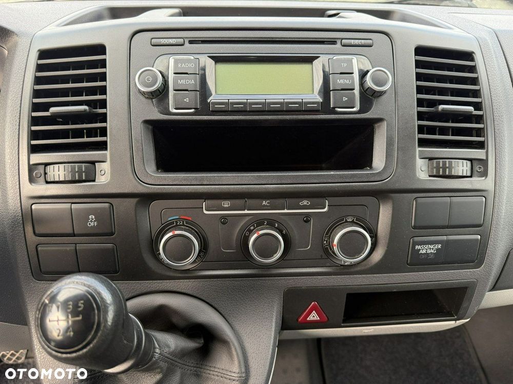 Volkswagen Transporter - 27