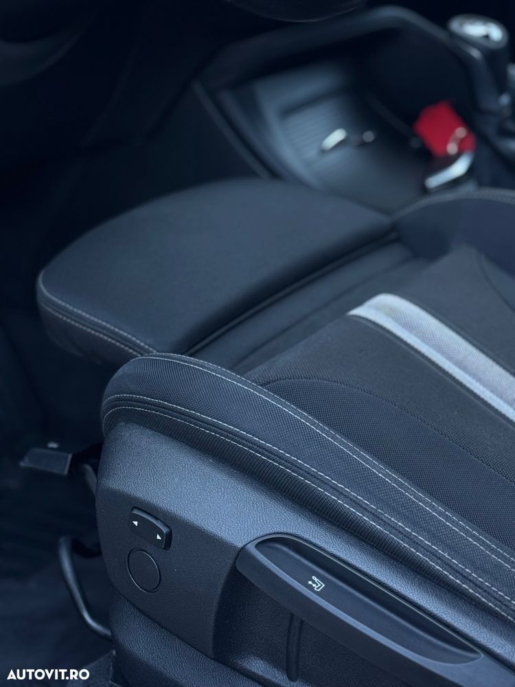 BMW X1 sDrive16d Advantage - 9
