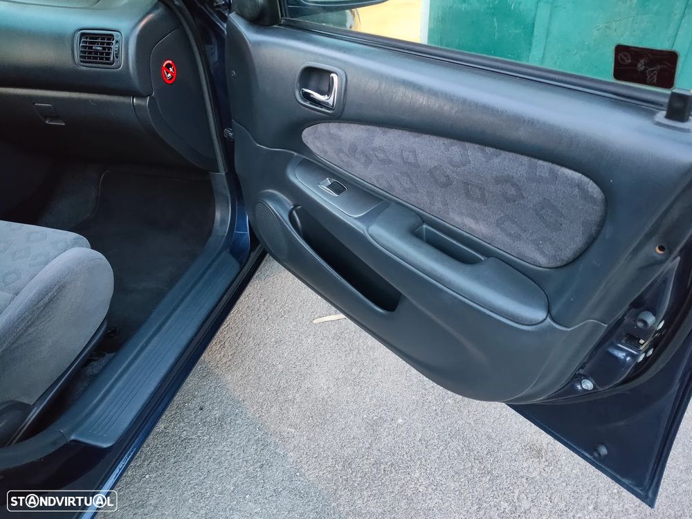 Toyota Corolla 1.4 VVT-i - 16