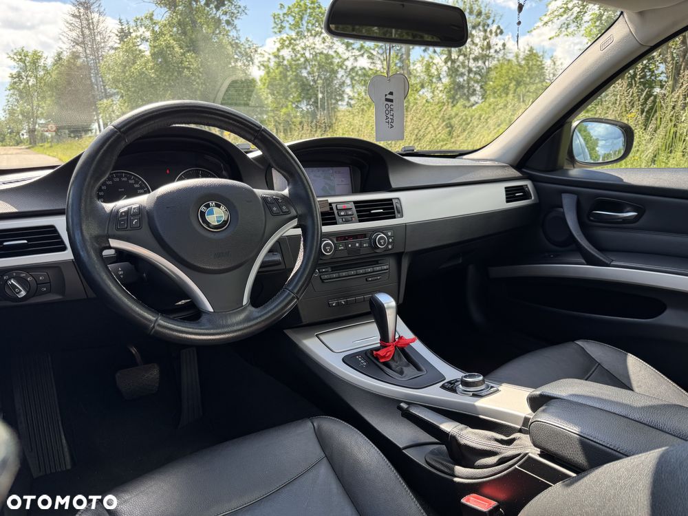 BMW Seria 3 320d DPF - 8