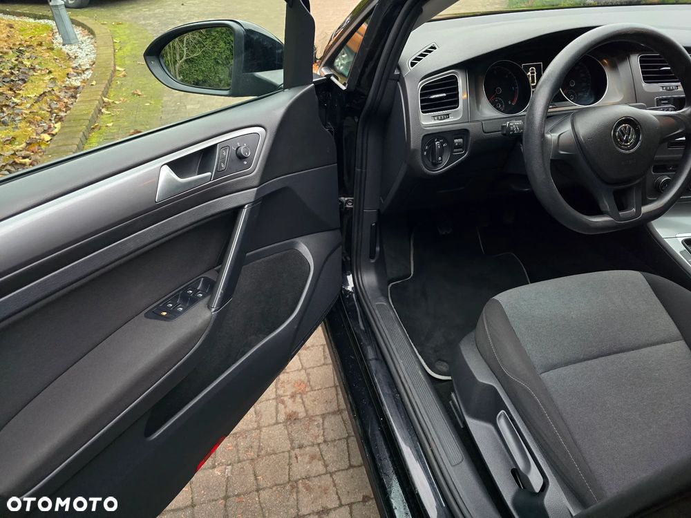 Volkswagen Golf Variant - 14
