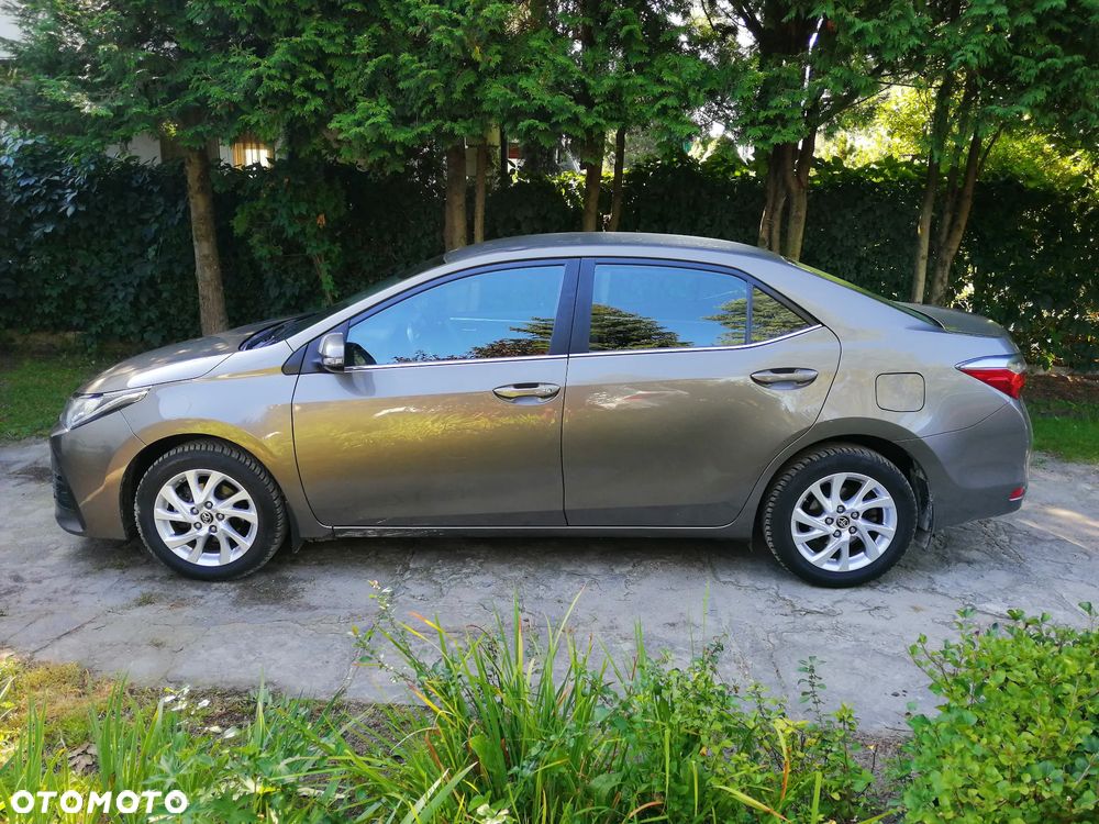 Toyota Corolla 1.6 Comfort - 2