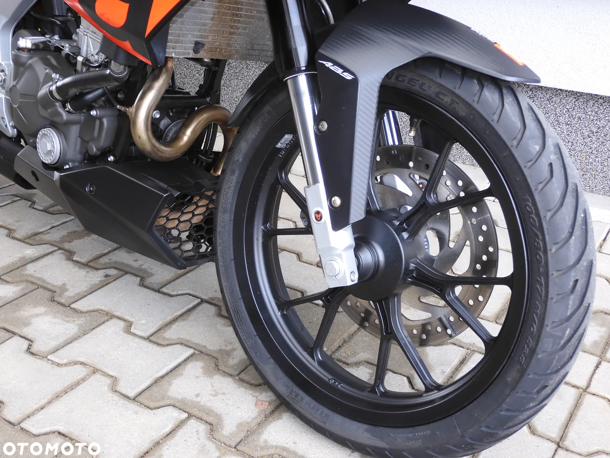 Aprilia Tuono - 4
