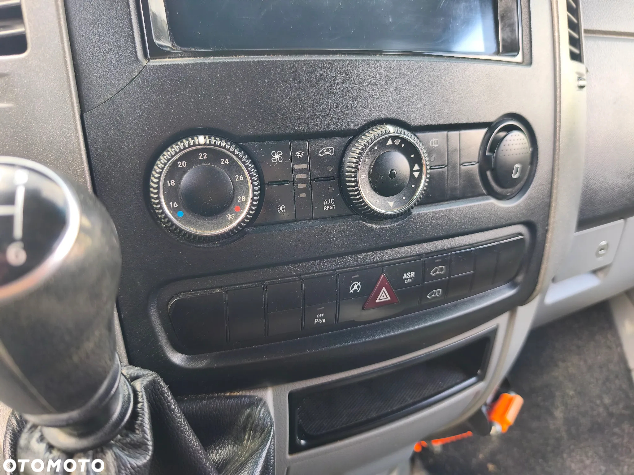 Volkswagen CRAFTER - 25