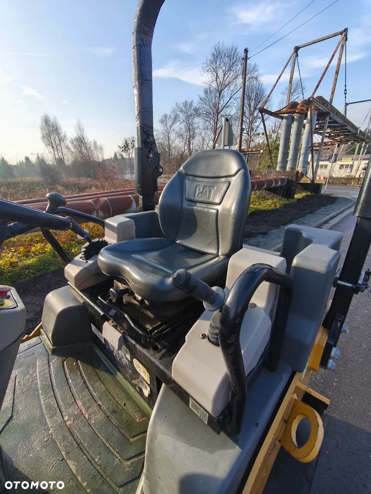 Caterpillar CC34B - 11