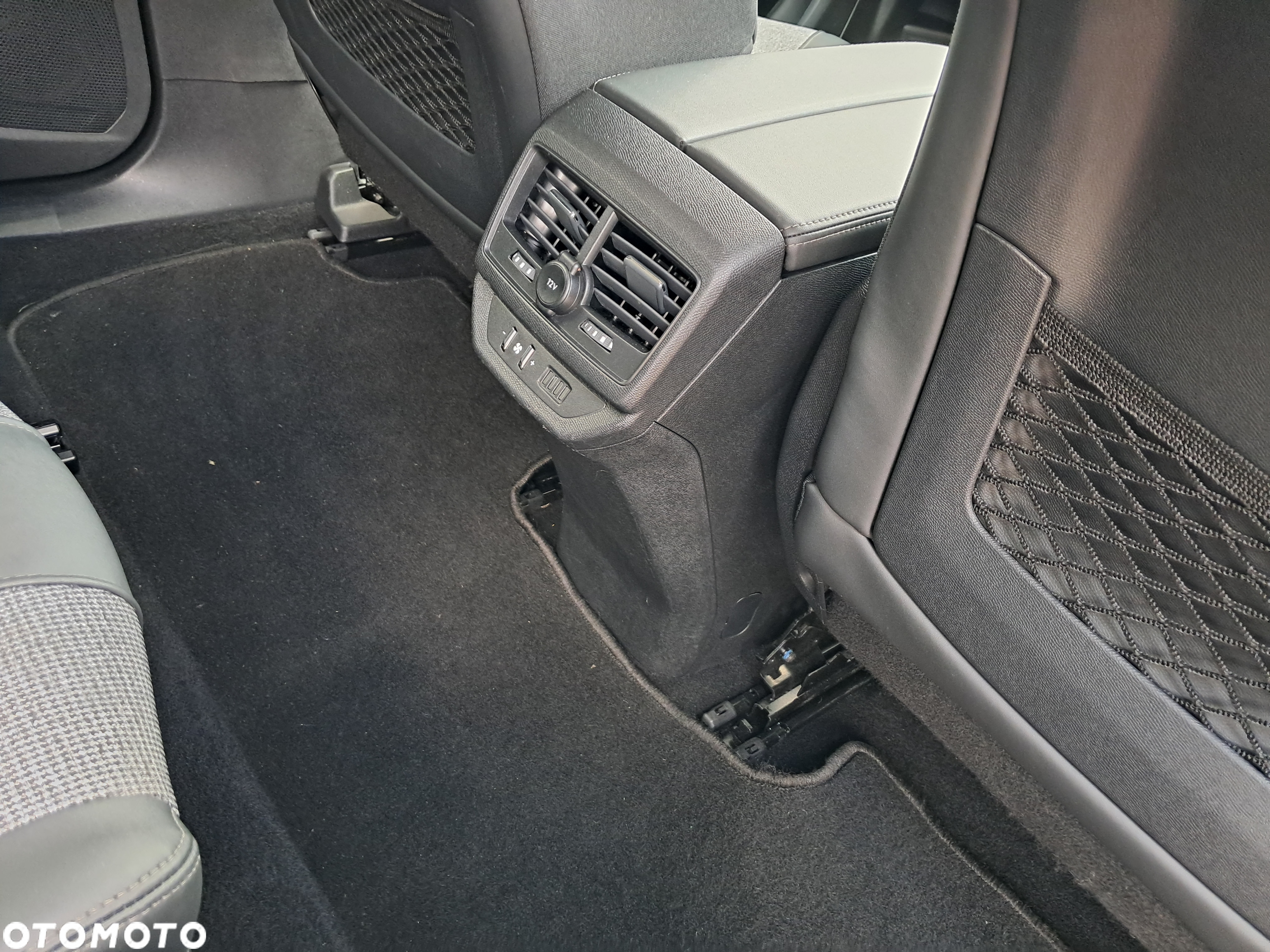 Peugeot 5008 1.5 BlueHDi Allure S&S EAT8 - 18