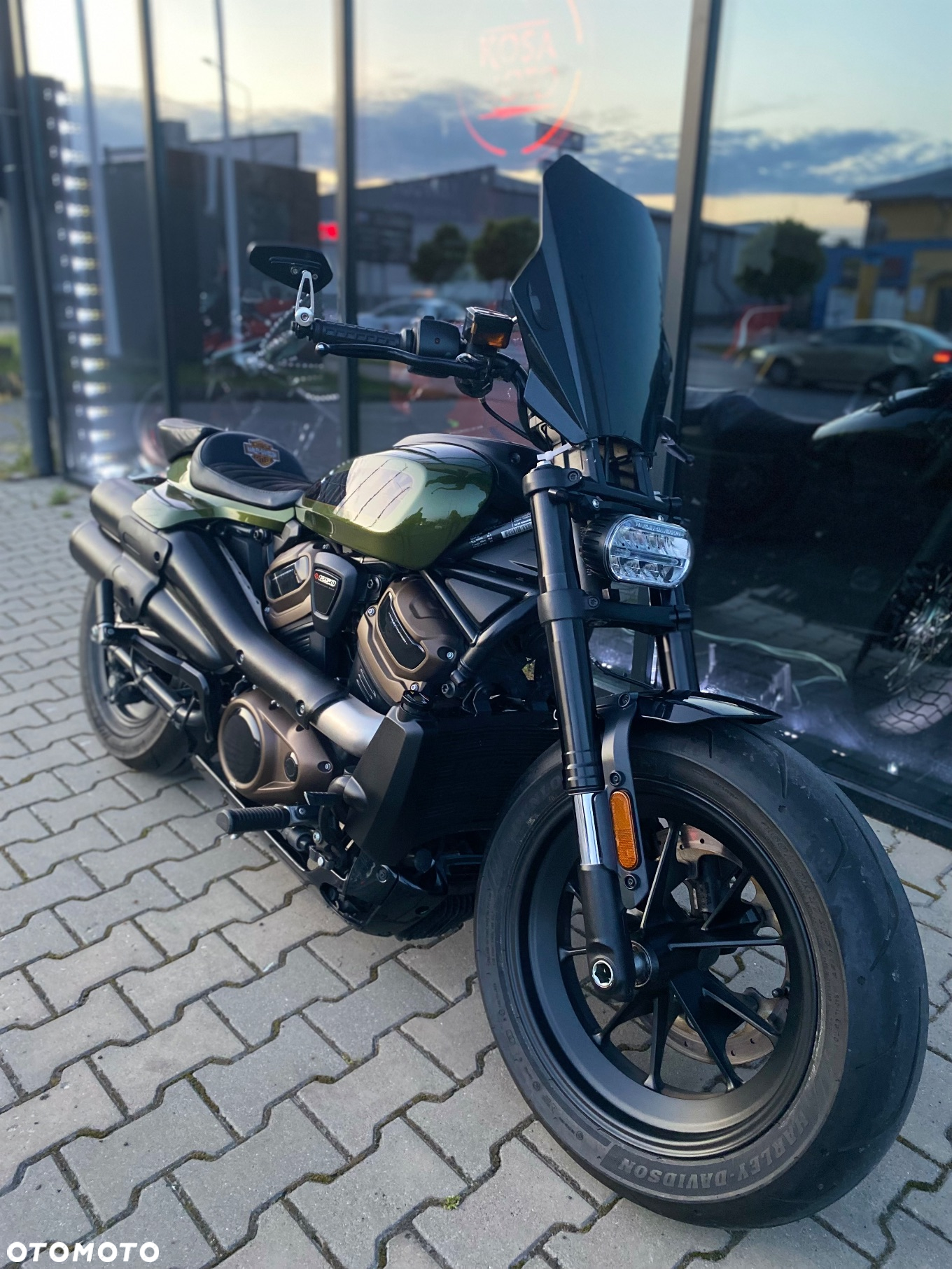 Harley-Davidson Sportster - 13