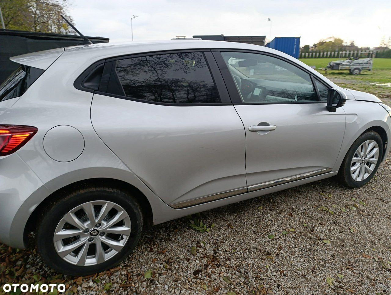 Renault Clio - 25